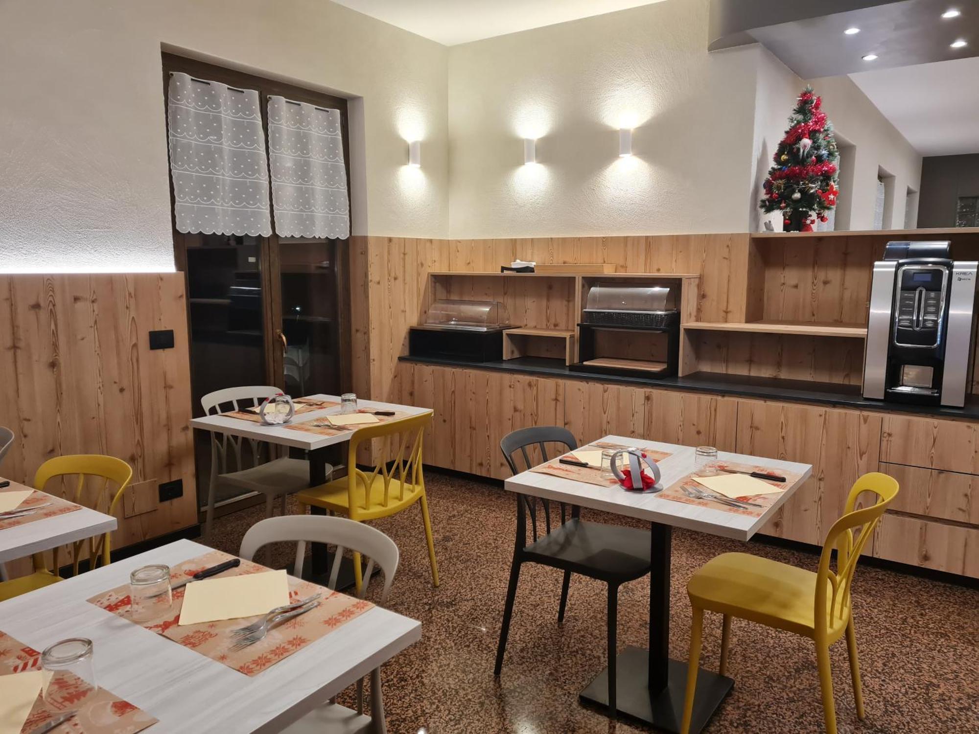 Hotel Ristorante Bucaneve Сан-Мартіно Екстер'єр фото